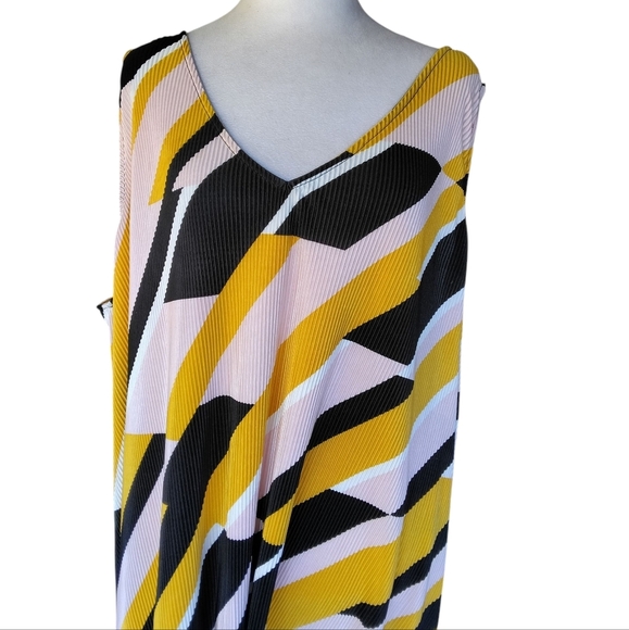 Lane Bryant Geo Textured Swing Tank‎ Top Color Block Size 26 / 28 - Picture 8 of 11